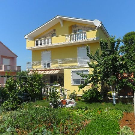 Apartments Marina Сукошан Экстерьер фото