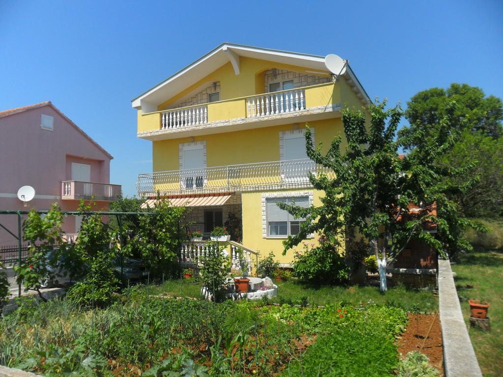 Apartments Marina Сукошан Экстерьер фото