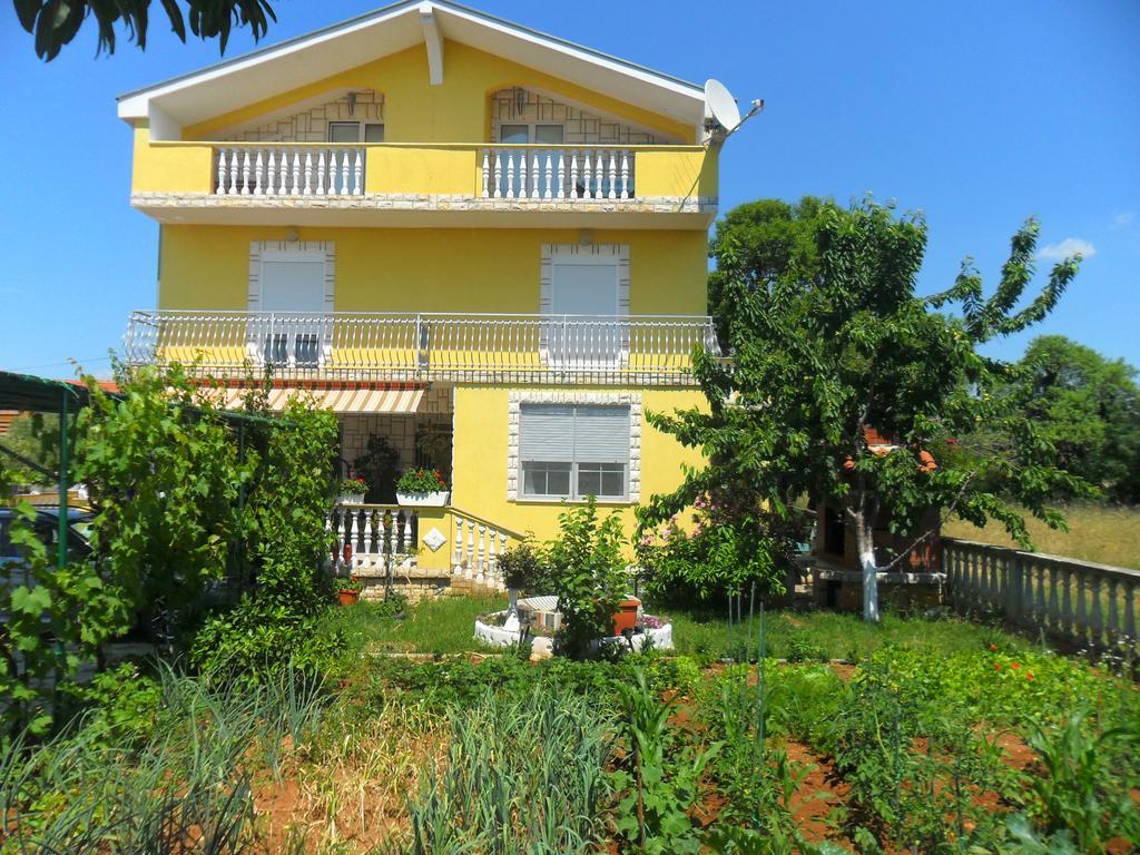 Apartments Marina Сукошан Экстерьер фото